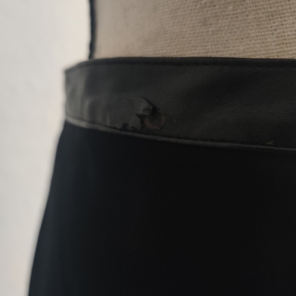 🆕 Vince Camuto rich black business casual pencil Skirt with faux leather trim_2 - Picture 4 of 9